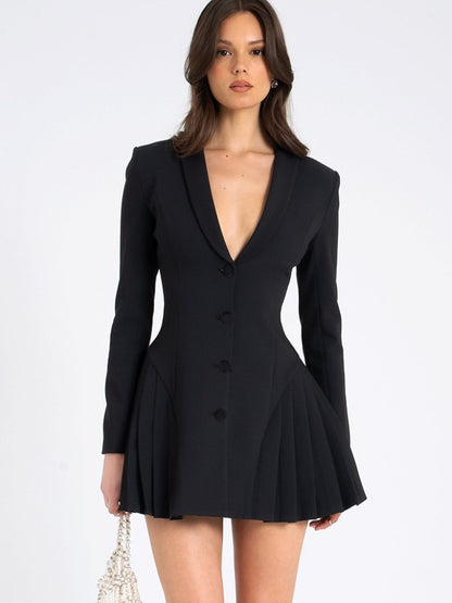 Beautifully Crafted Cardigan in a Classic Style