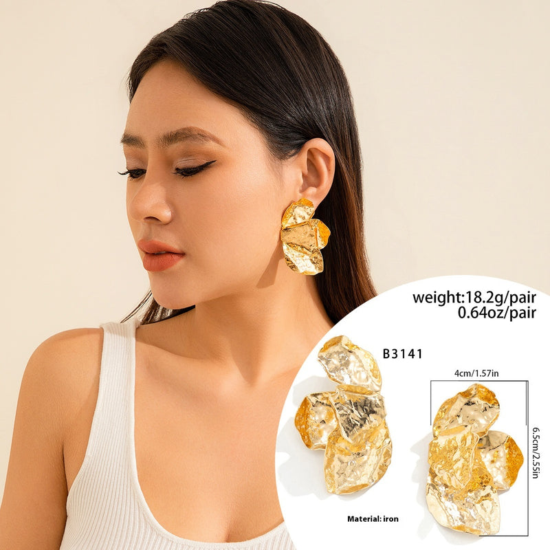 Classic Earring with Timeless Appeal