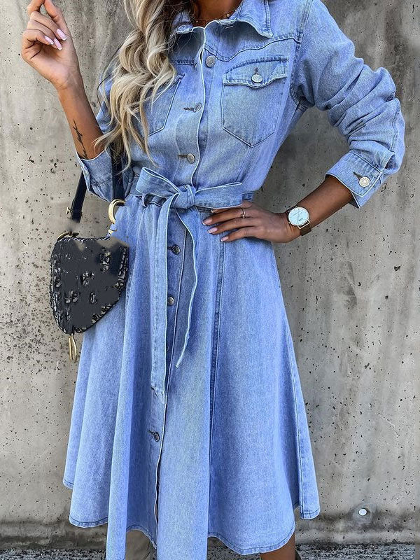 Sophisticated Dress with a Clean Classic Look