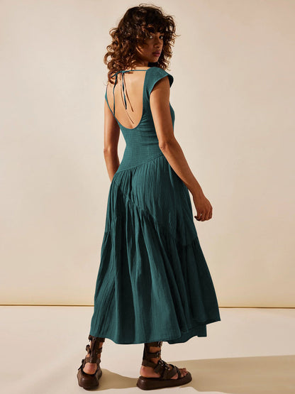 Classic Vintage & Enduringly Stylish Dress