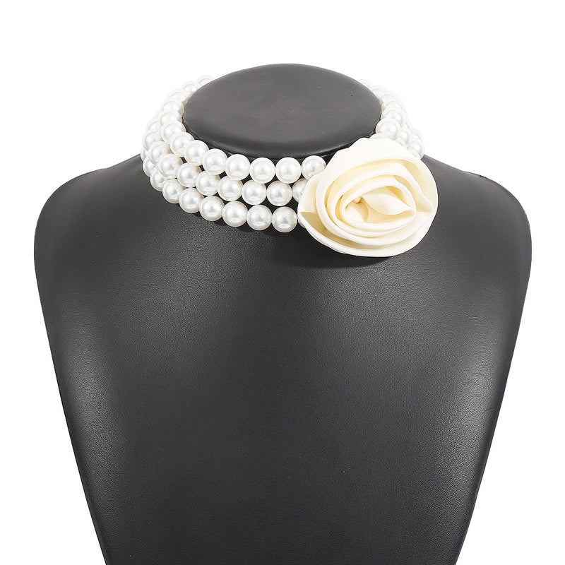 Charming Pearl Necklace for Any Occasion