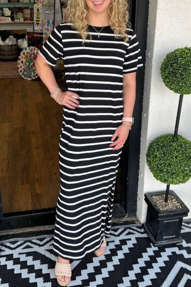 Elegantly Styled Dress for Everyday Wear