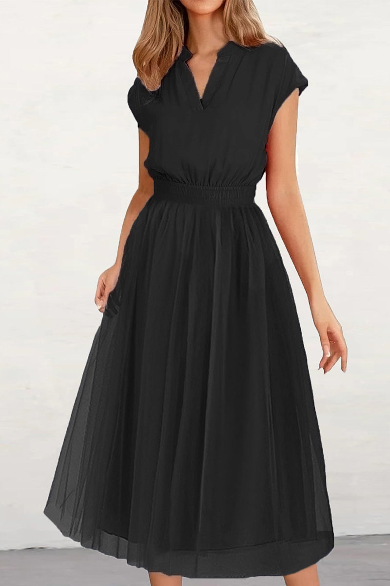 Effortlessly Elegant Dress with a Timeless Design