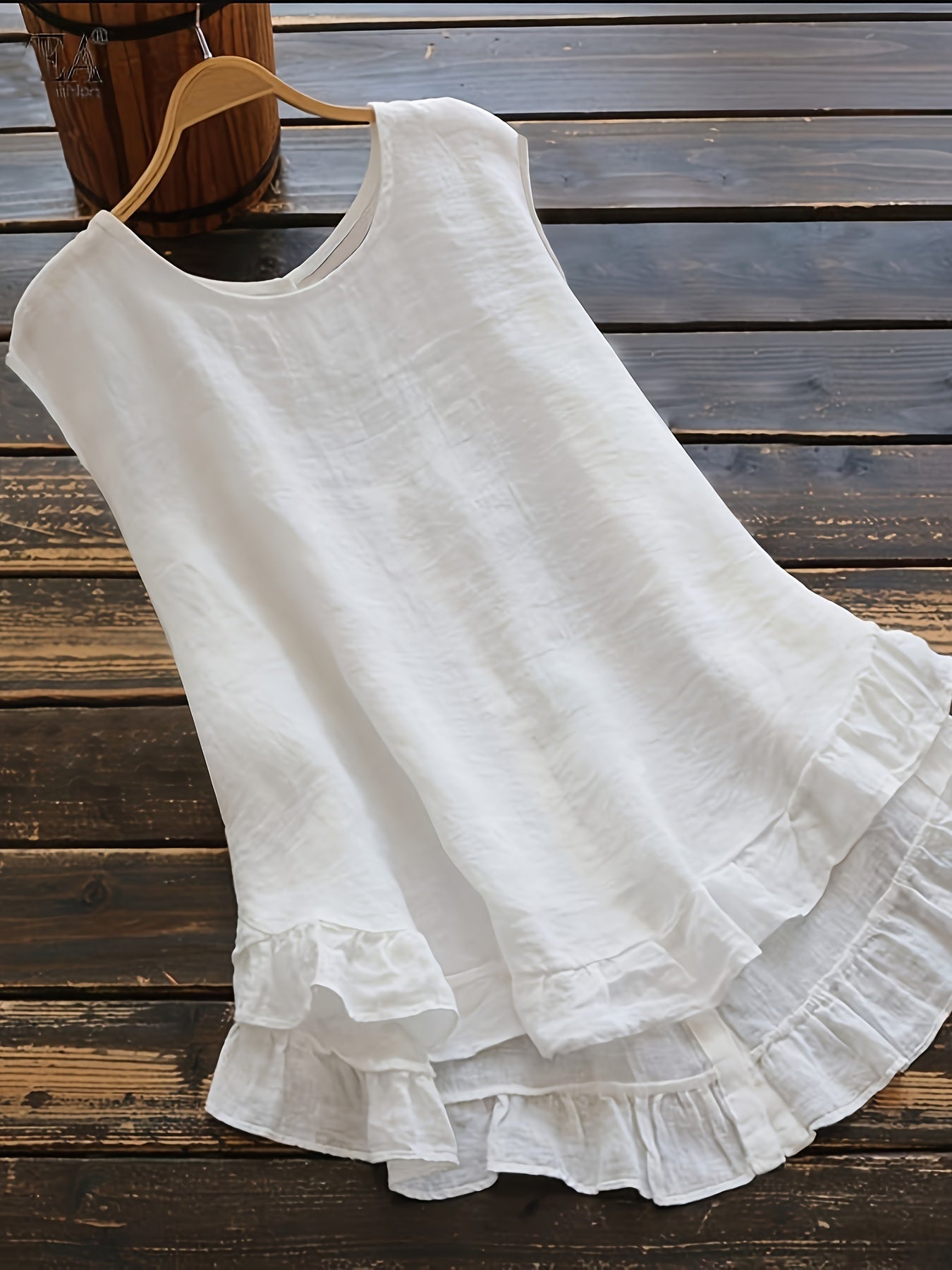 Effortlessly Elegant Blouse with a Timeless Design