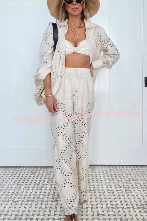 Sophisticated Pants with a Clean Classic Look