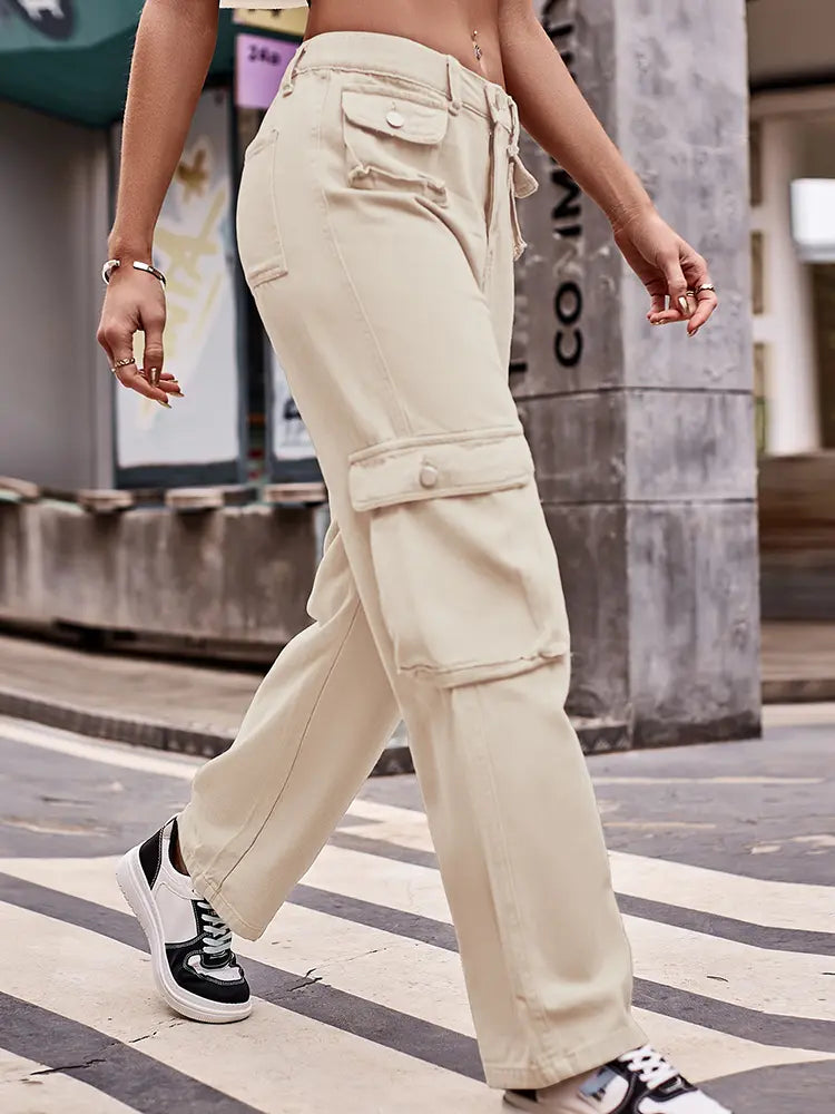 Elegantly Styled Pants for Everyday Wear
