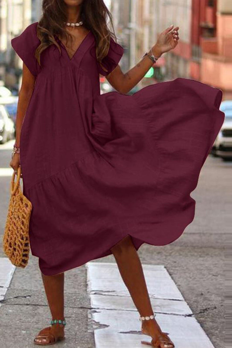 Beautifully Finished Dress in a Timeless Design