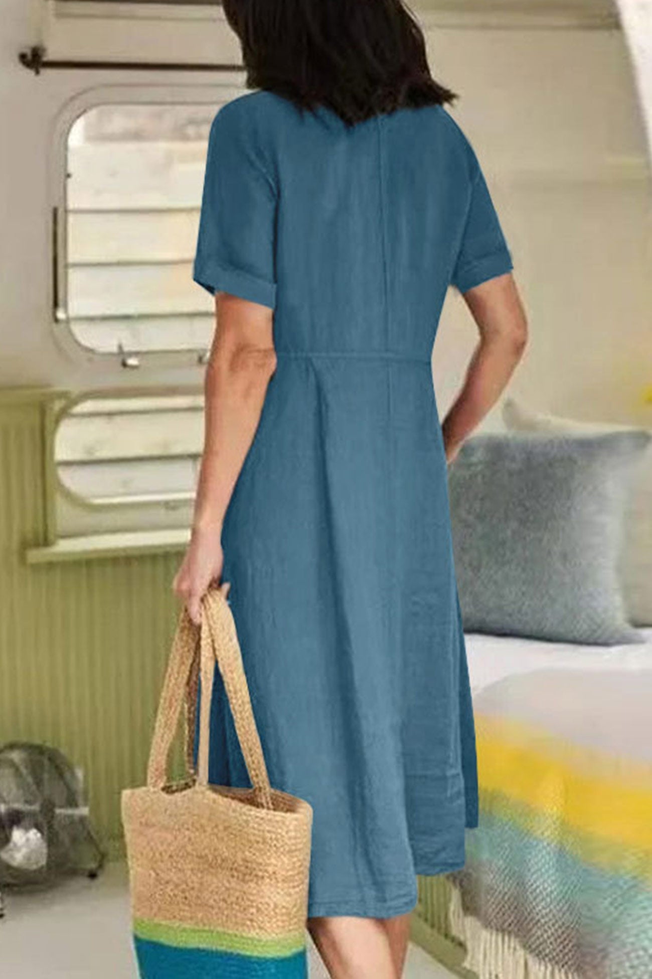 Classic Vintage & Enduringly Stylish Dress