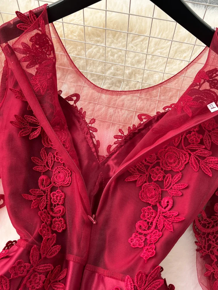 Classic Vintage & Enduringly Stylish Dress