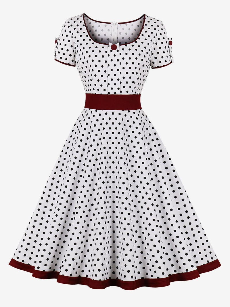 Well Tailored Dress with a Graceful Silhouette