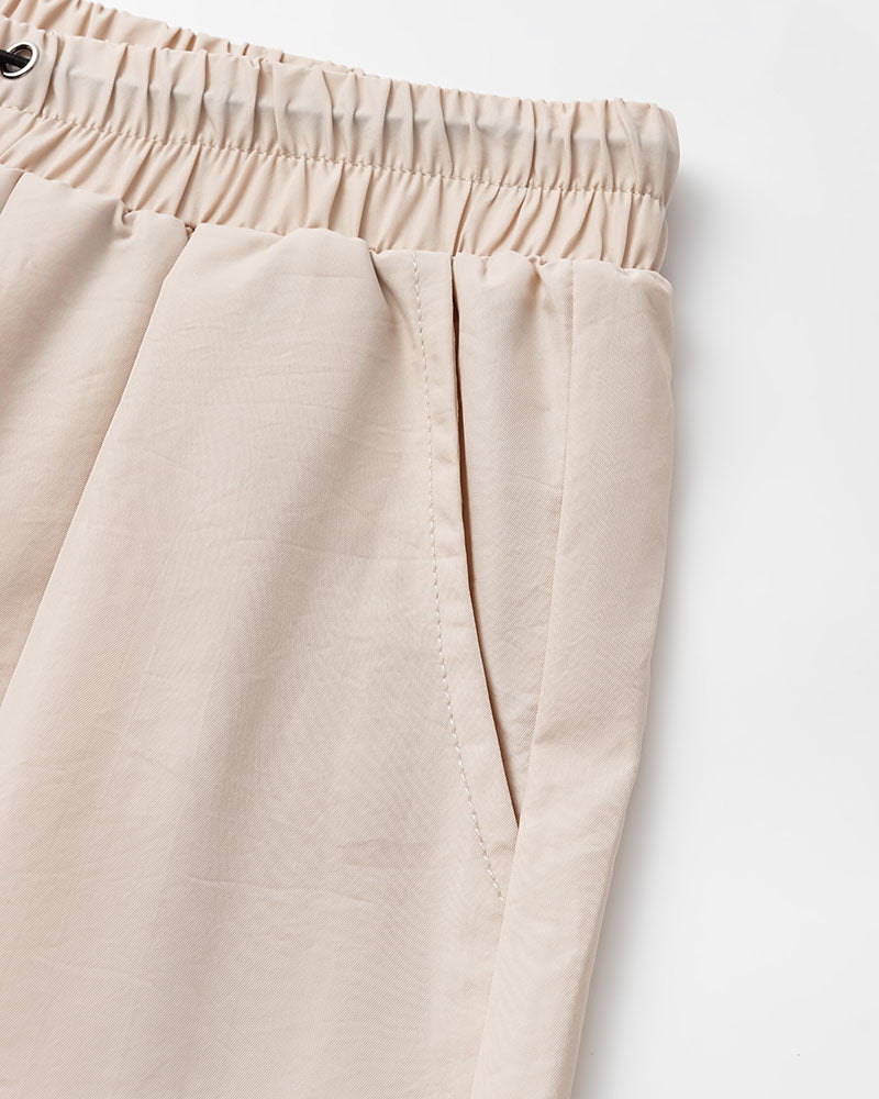 Beautifully Finished Pants in a Timeless Design