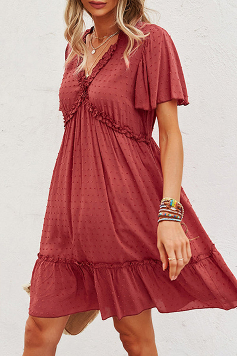 Well Tailored Dress with a Graceful Silhouette