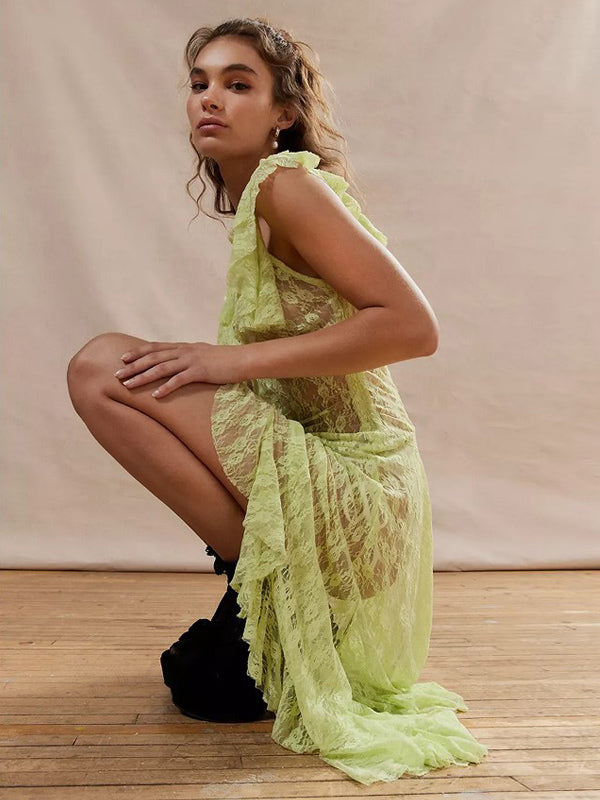 A Vintage Style Dress with Delicate Timeless Details