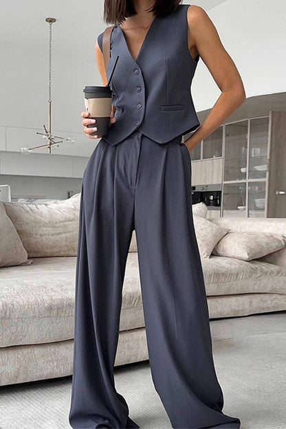 Elegantly Styled Pants for Everyday Wear