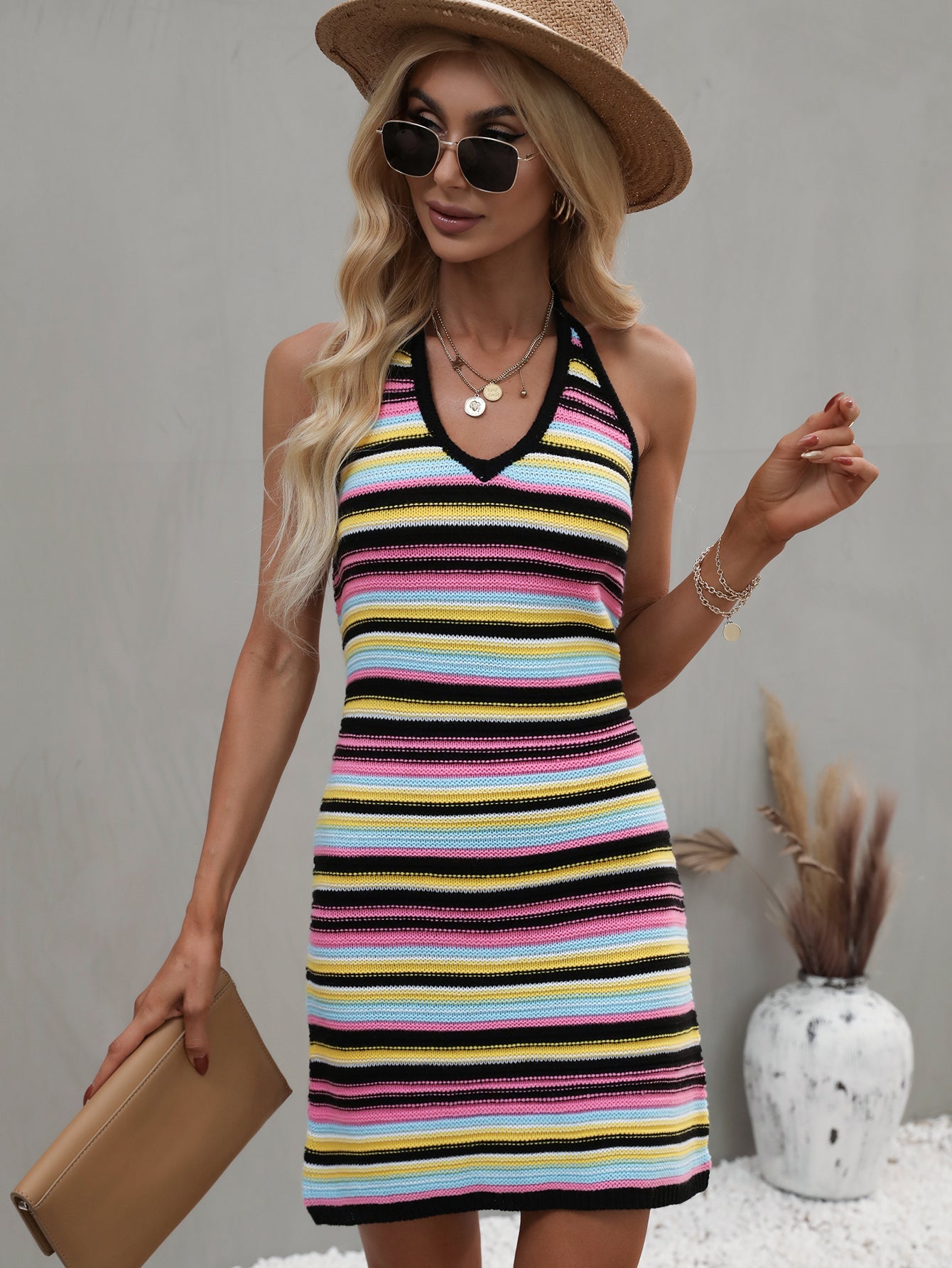 Classic Vintage Dress with a Flattering Fit