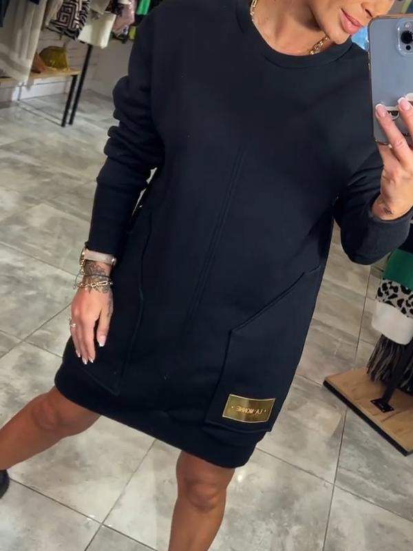 Classic Vintage Sweater with a Flattering Fit