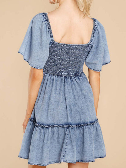 Sophisticated Dress with a Clean Classic Look