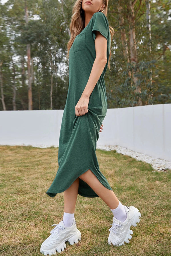 Gracefully Styled Dress for Any Occasion
