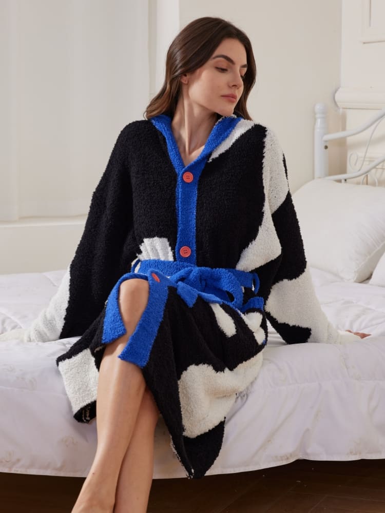 Gracefully Styled Garment for Any Occasion