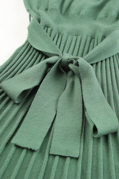 Classic Vintage Sweater with a Flattering Fit
