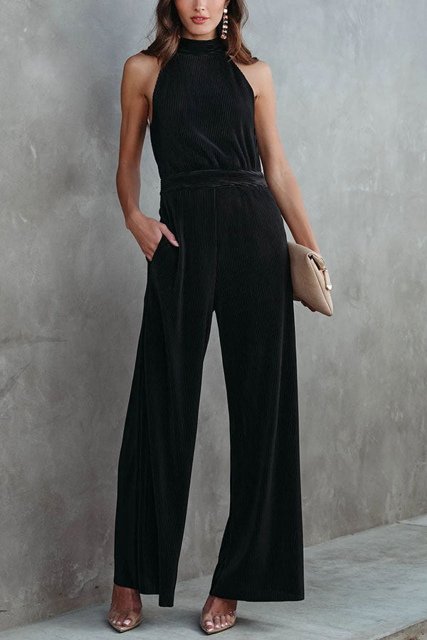 Well Tailored Garment with a Graceful Silhouette