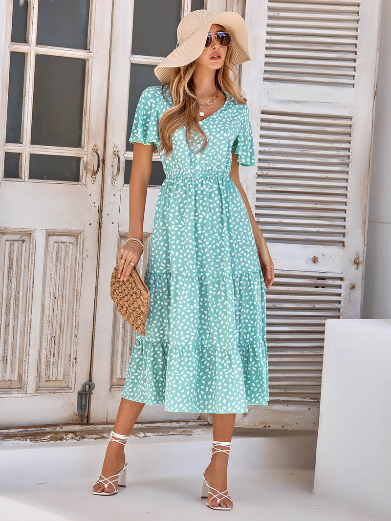 Well Tailored Dress with a Graceful Silhouette