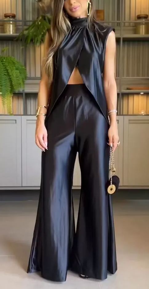 Sophisticated Garment with a Clean Classic Look