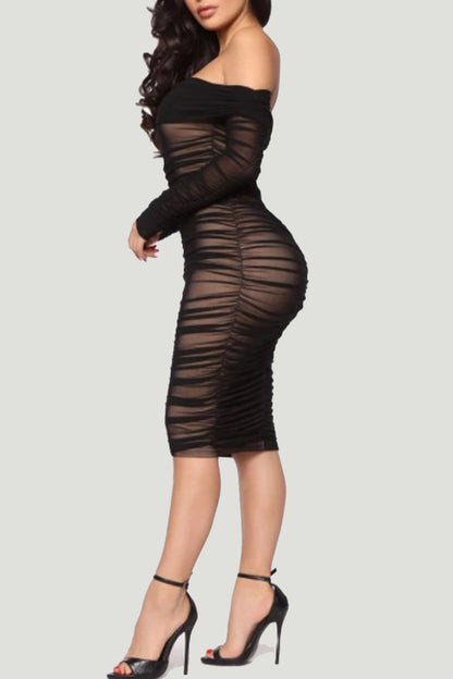 Classic Vintage Dress with a Flattering Fit