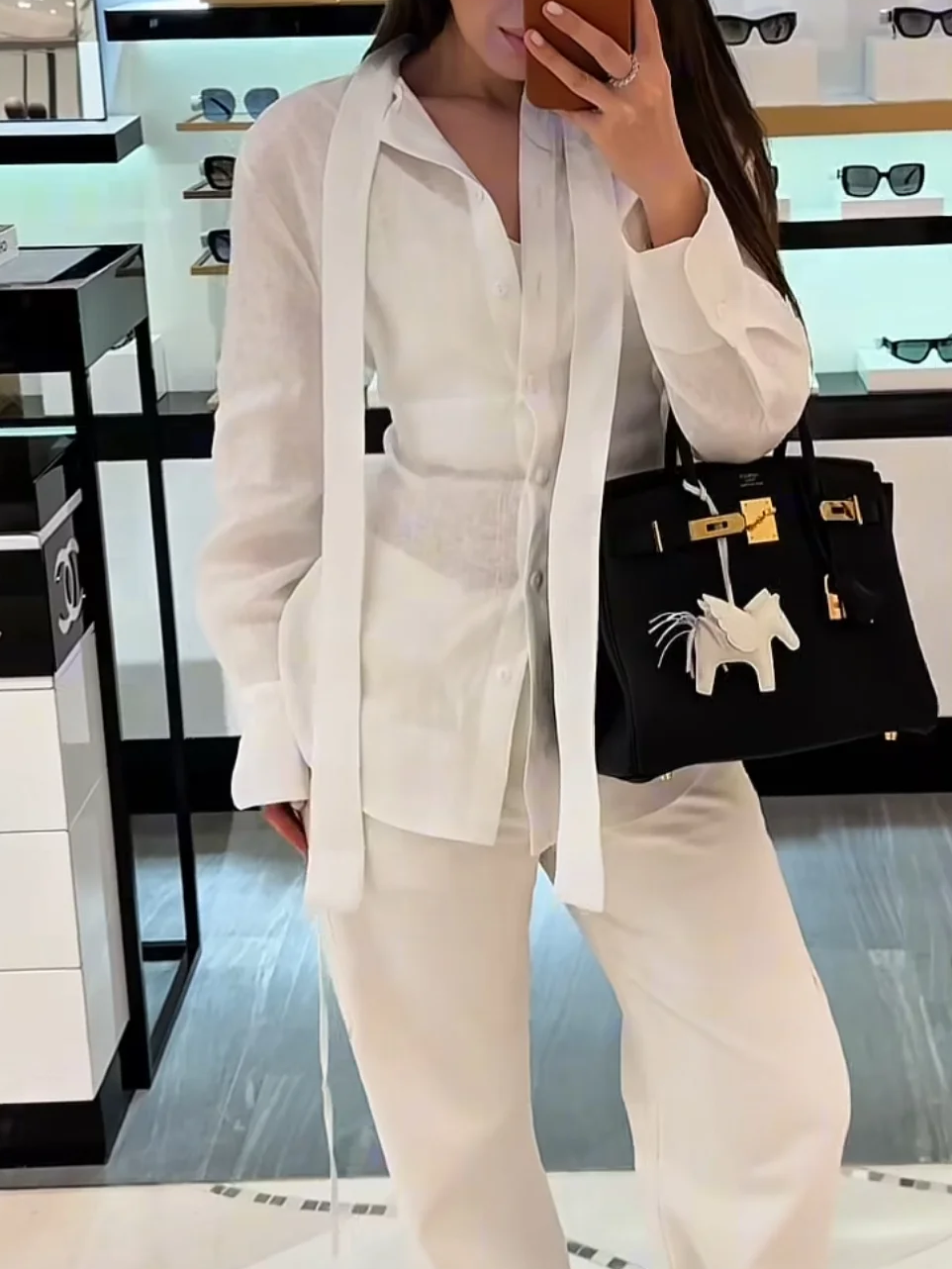 Elegantly Styled Shirt for Everyday Wear