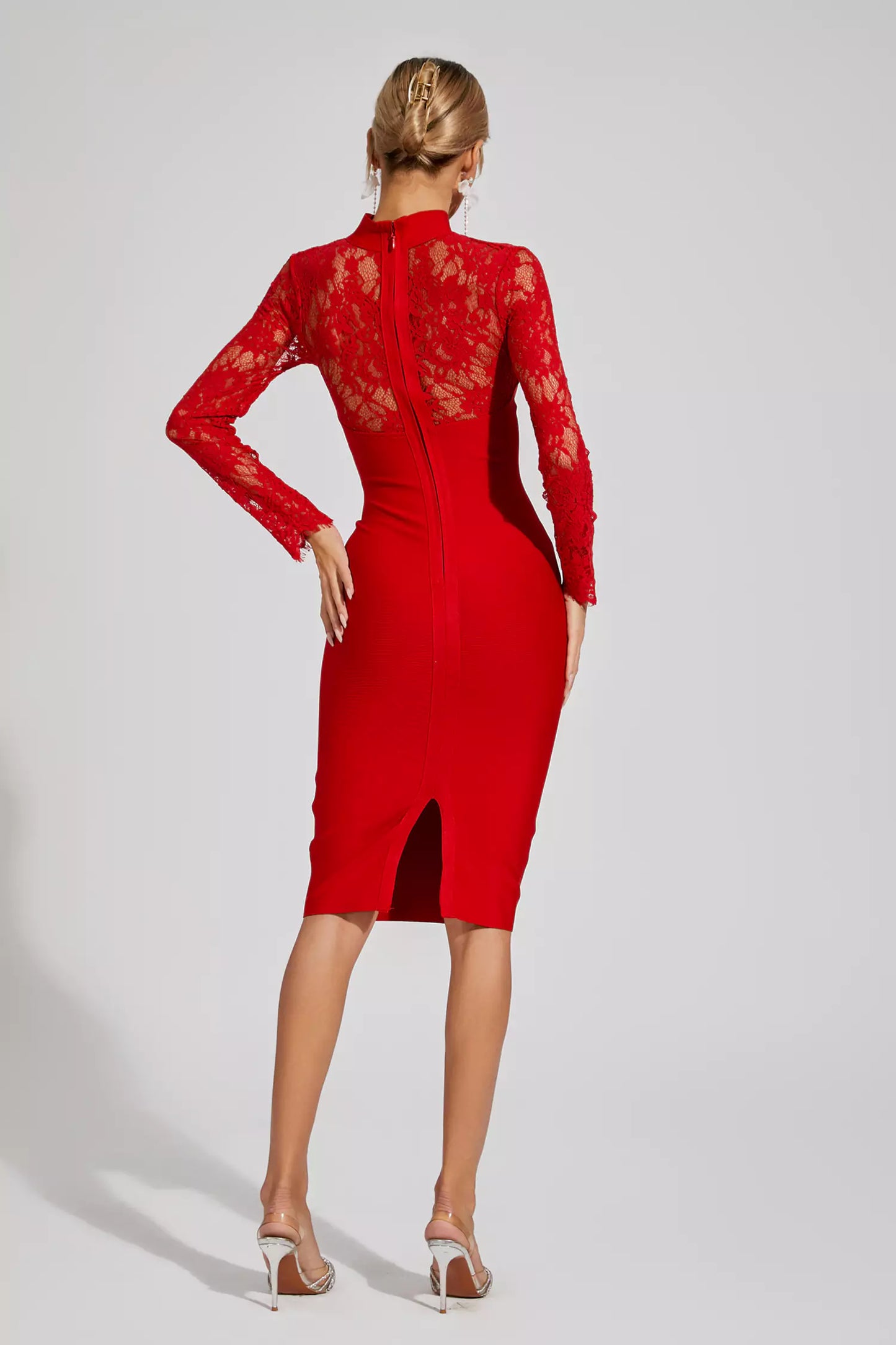 Sophisticated Dress with a Clean Classic Look