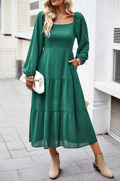 Effortlessly Elegant Dress with a Timeless Design