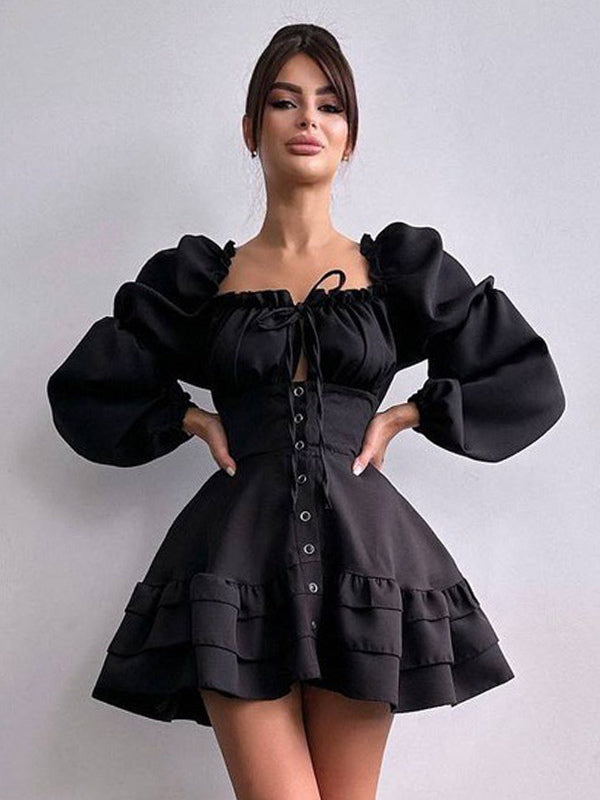 Well Tailored Dress with a Graceful Silhouette