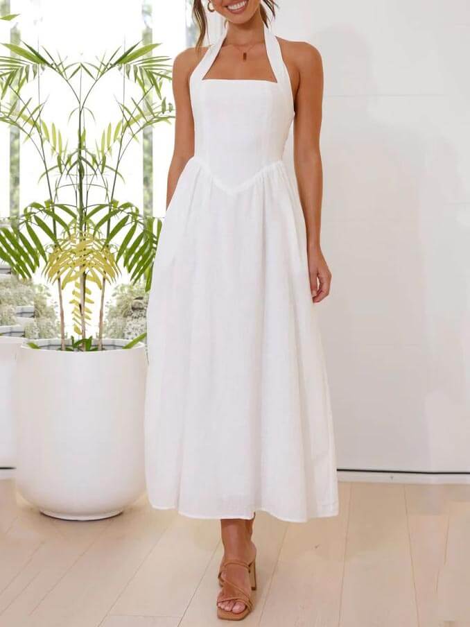 Well Tailored Dress with a Graceful Silhouette
