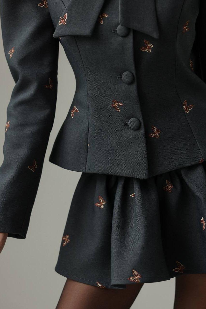 Well Tailored Garment with a Graceful Silhouette