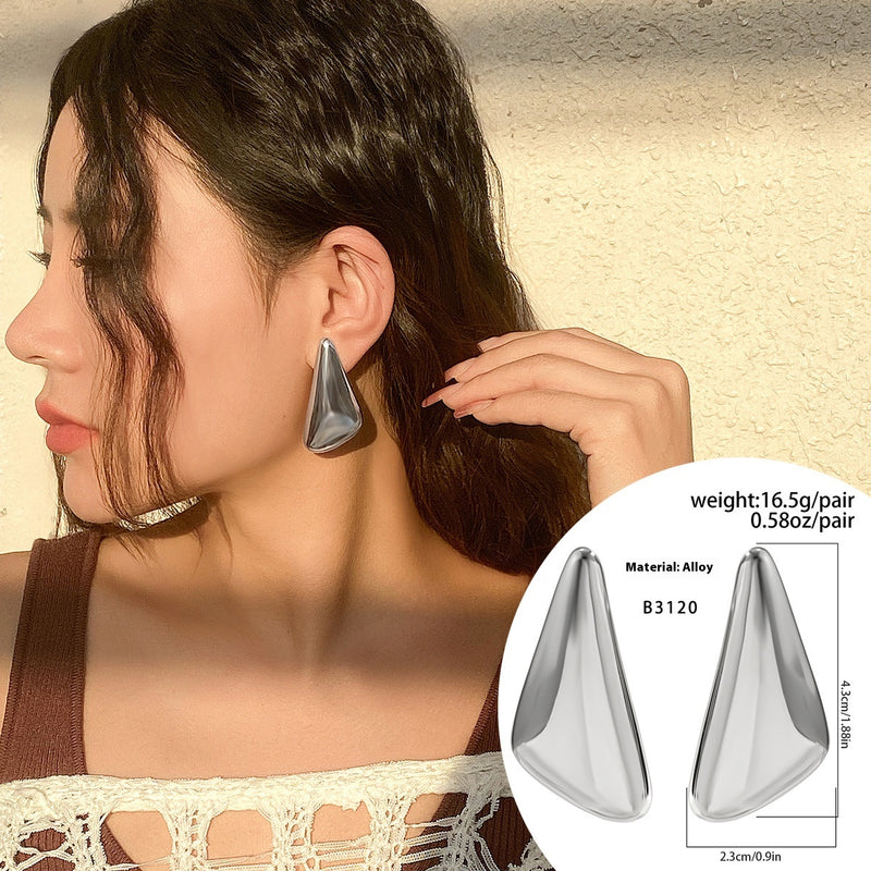 Classic Earring with Timeless Appeal