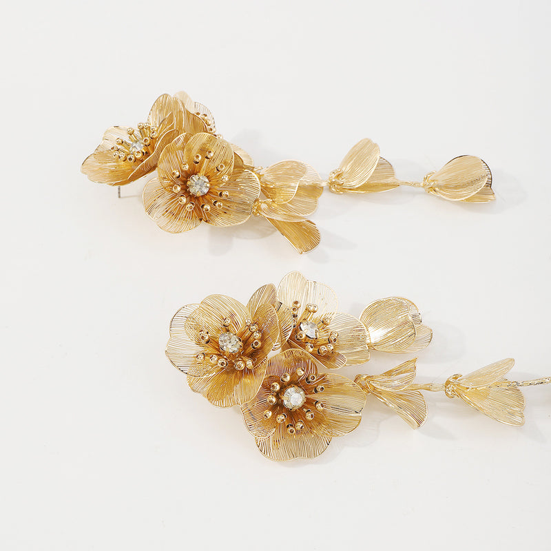 Classic Earring with Timeless Appeal