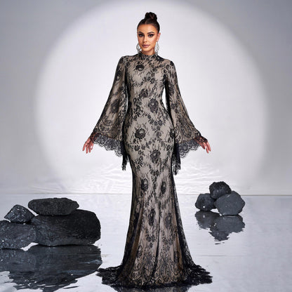 Beautifully Crafted Dress in a Classic Style