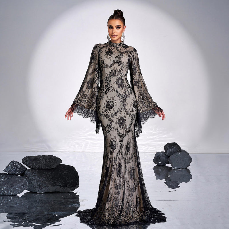 Beautifully Crafted Dress in a Classic Style