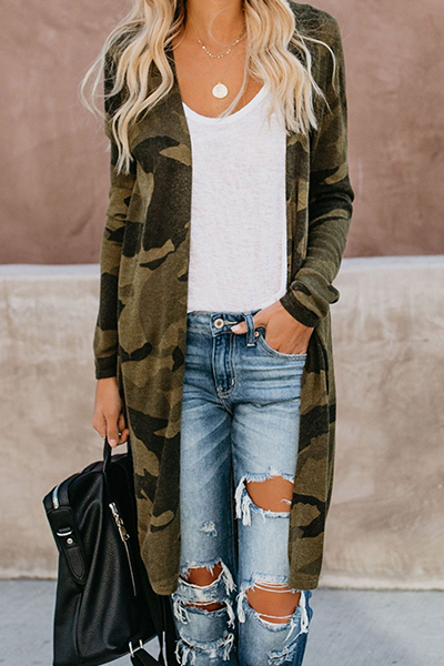 Gracefully Styled Garment for Any Occasion