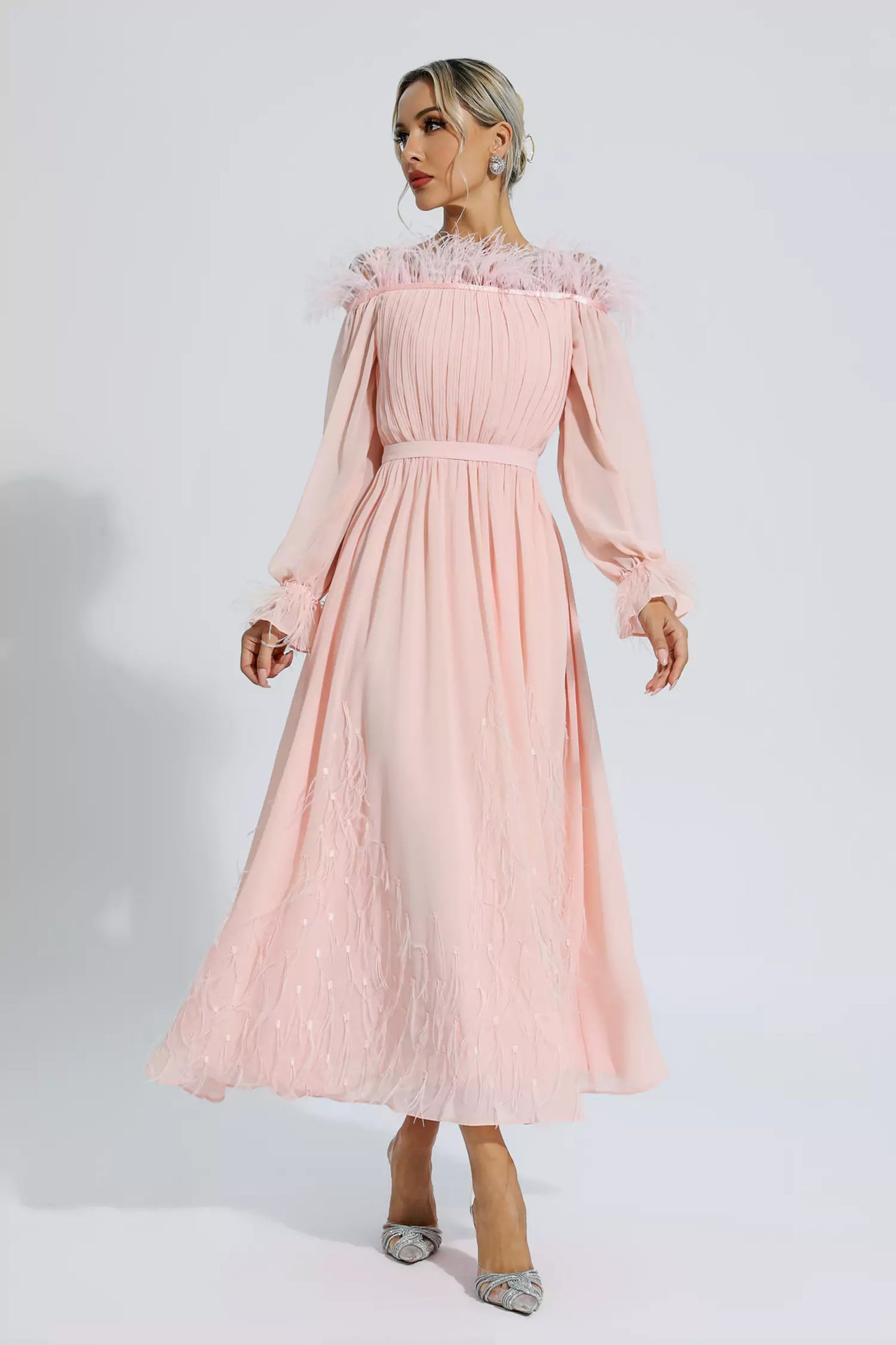 Classic Vintage & Enduringly Stylish Dress