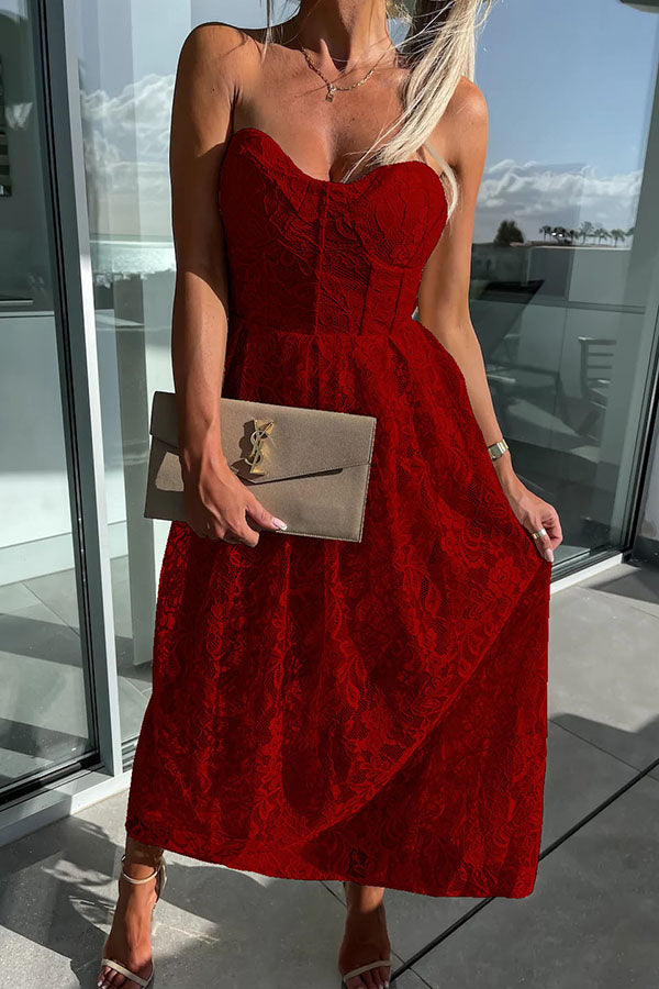 Sophisticated Dress with a Clean Classic Look