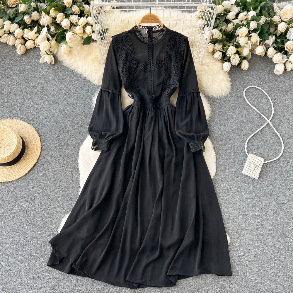 Beautifully Finished Dress in a Timeless Design