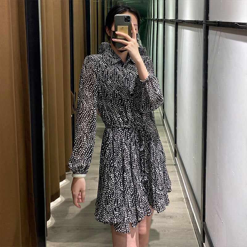 Polished Dress with an Effortless Classic Look