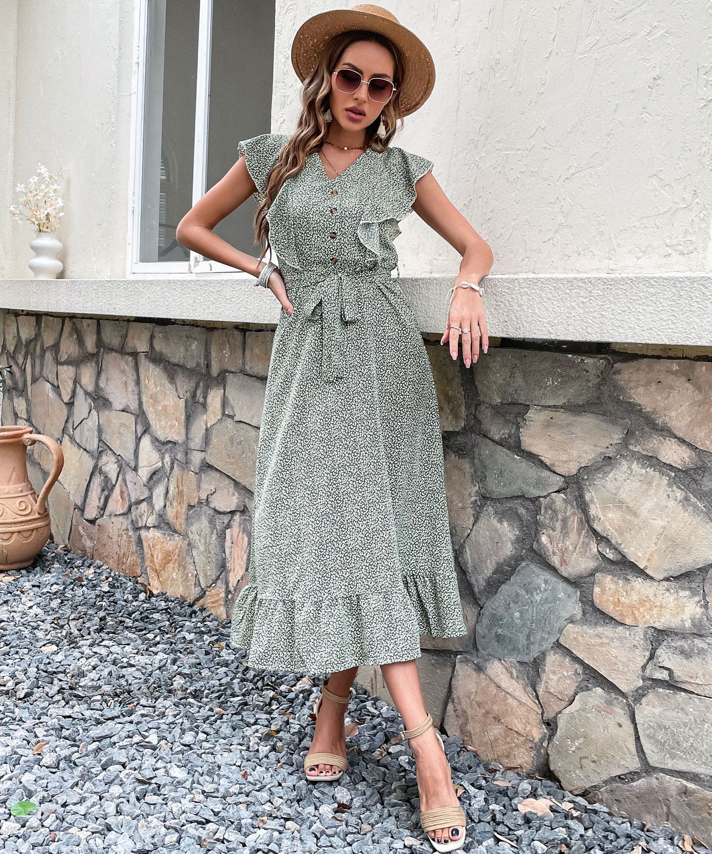 Sophisticated Dress with a Clean Classic Look