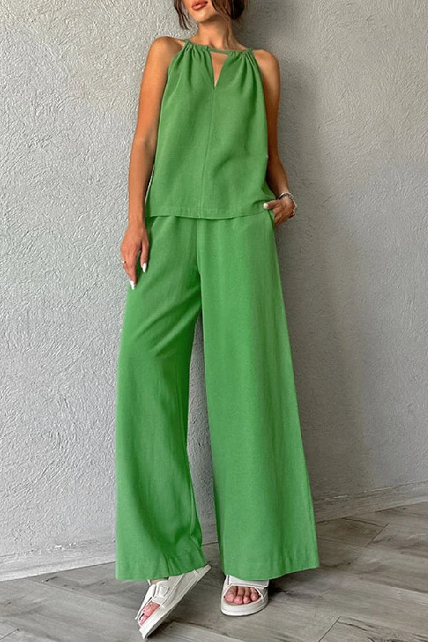 A Vintage Style Pants with Delicate Timeless Details