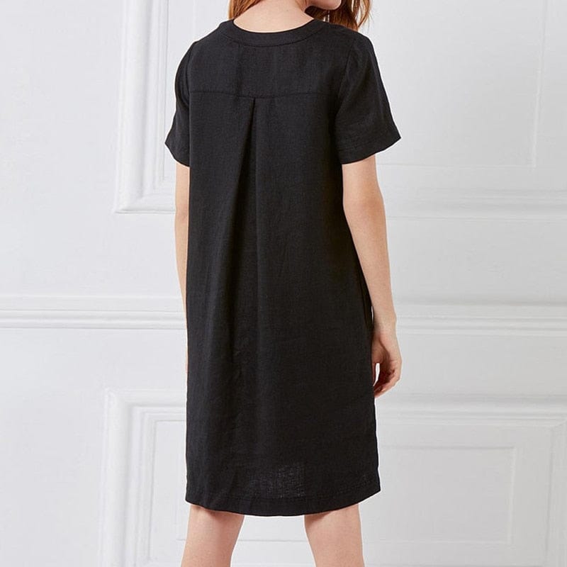 Polished Dress with an Effortless Classic Look