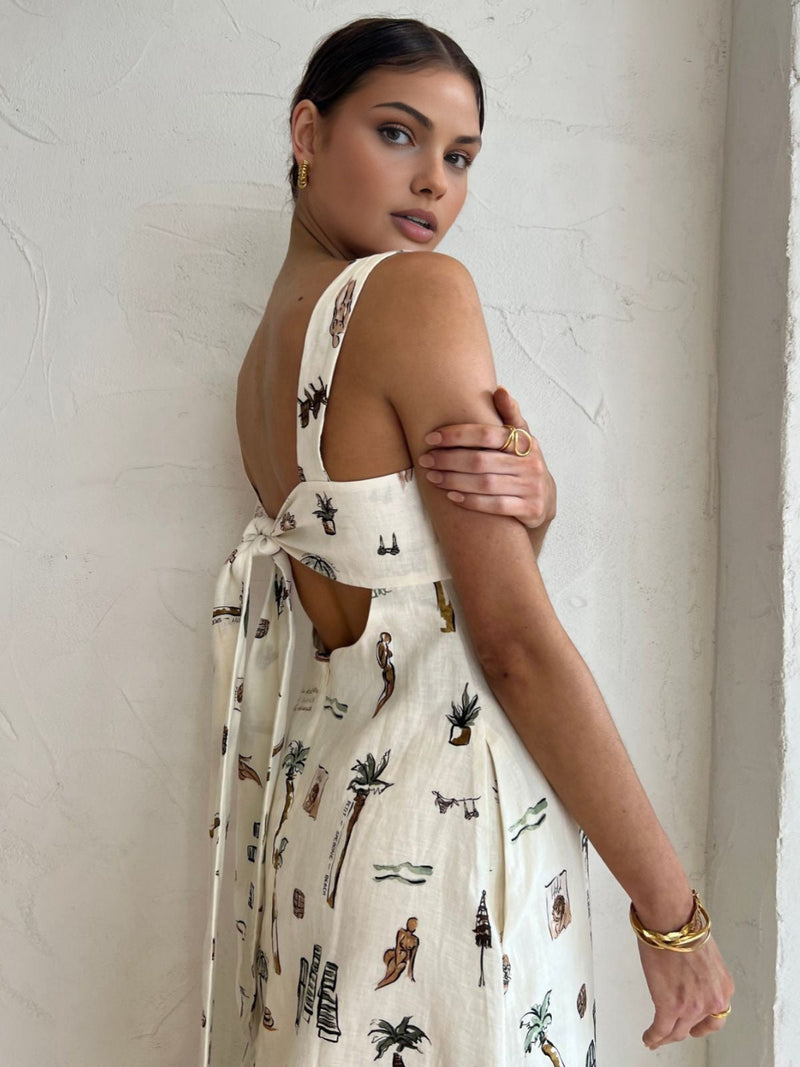 Effortlessly Elegant Dress with a Timeless Design