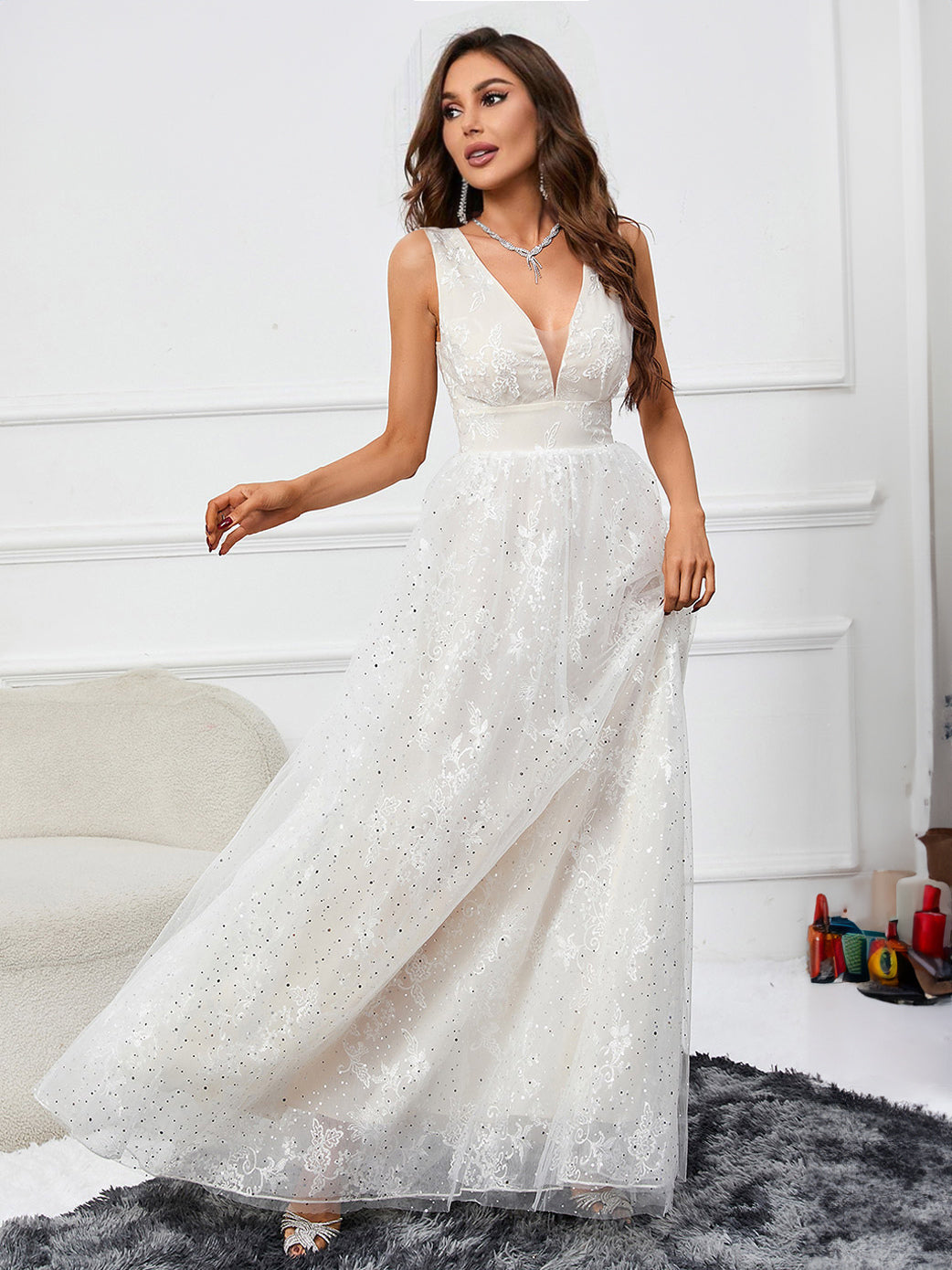 Classic Vintage Dress with a Flattering Fit