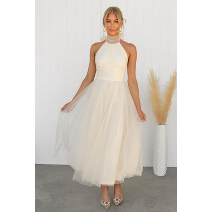 Polished Dress with an Effortless Classic Look