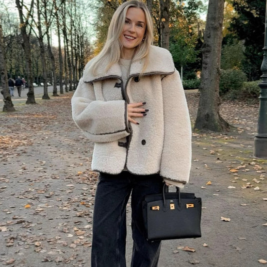 Gracefully Styled Coat for Any Occasion